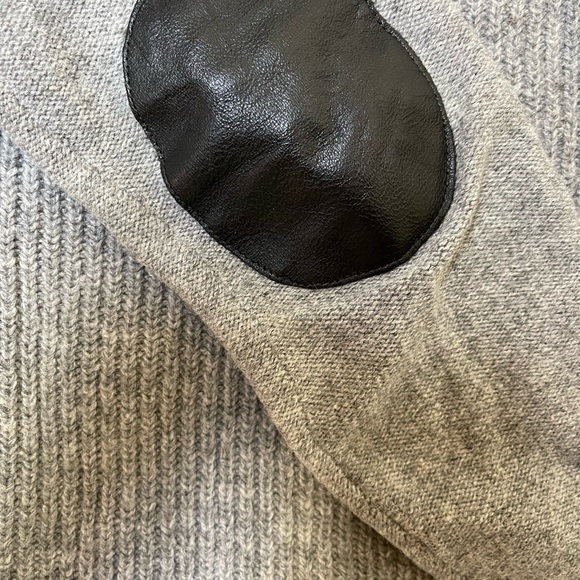 100% wool sweater - Picture 3 of 3